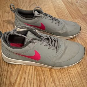 Youth Nike Air Max Thea Size 7Y